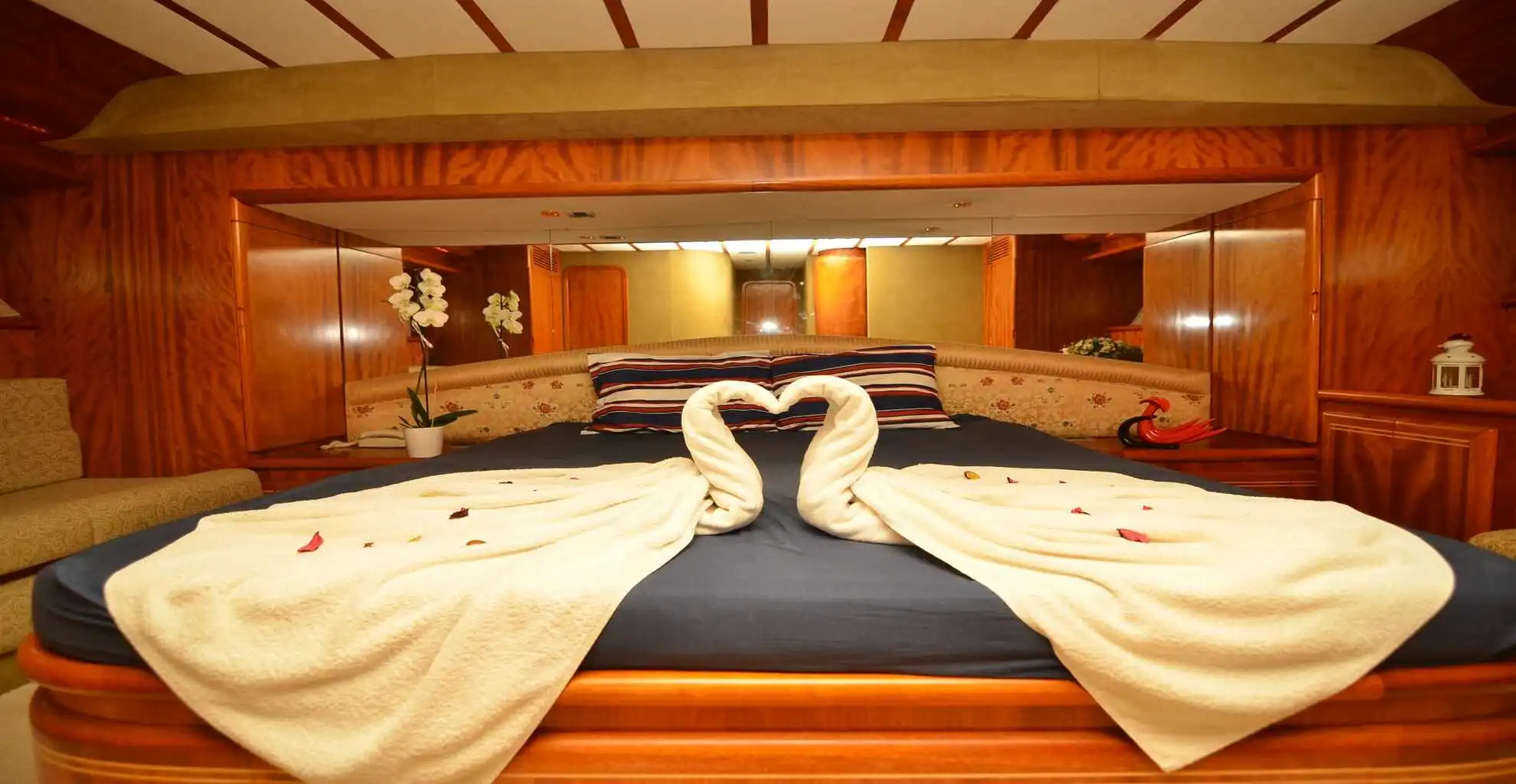 YACHT VİP EMRE